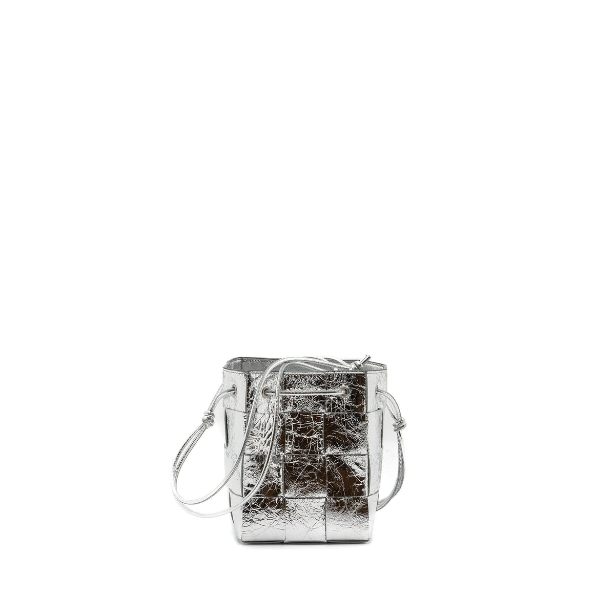 BOTTEGA VENETA SMALL CASSETTE CROSS-BODY BUCKET CALFSKIN SILVER SHW