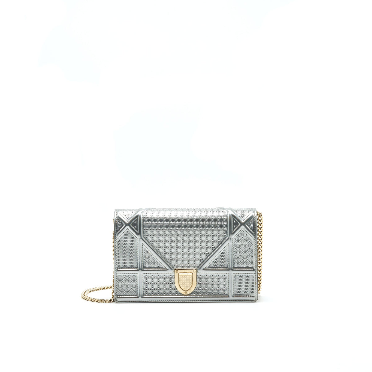 DIOR DIORAMA WALLET ON CHAIN METALLIC SILVER GHW