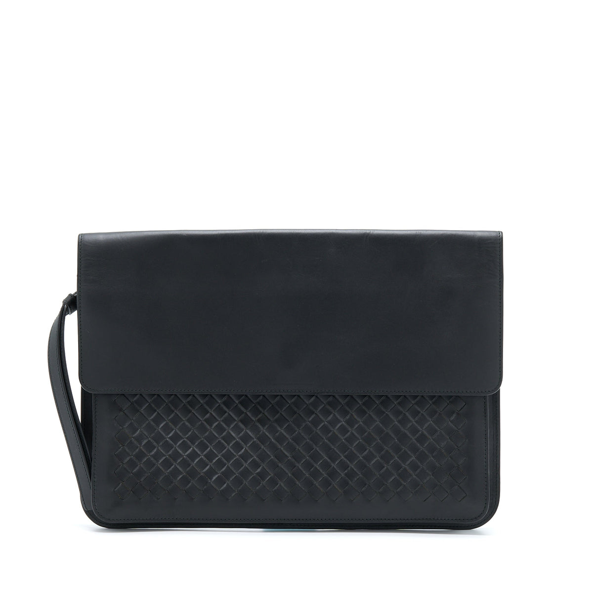 BOTTEGA VENETA MEN’S POUCH INTRECCIATE BLACK WITH BLACK HARDWARE
