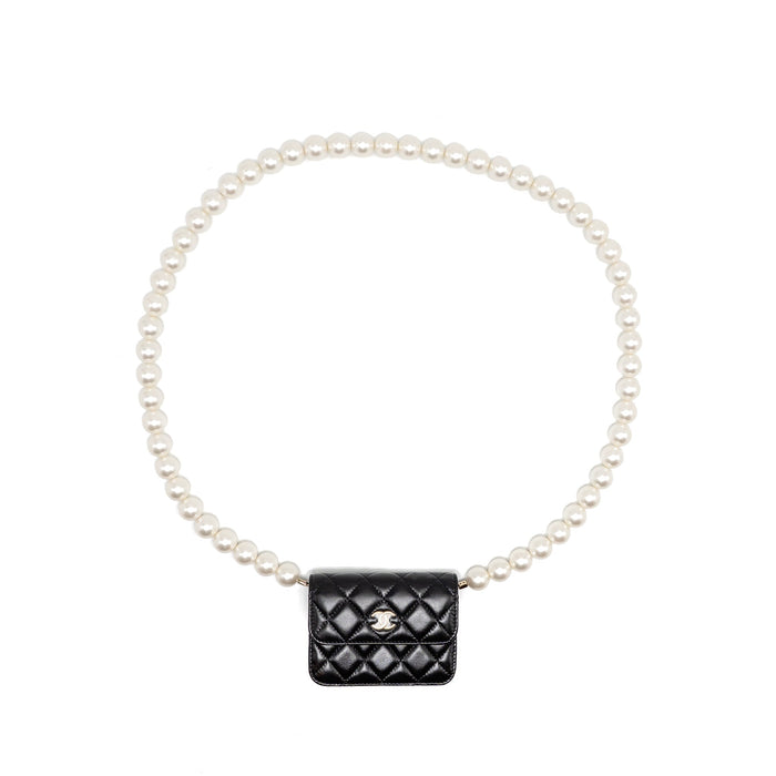 CHANEL CARD HOLDER WITH MAXI PEARLS CHAIN LAMBSKIN BLACK LGHW