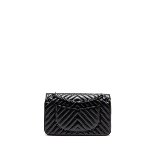 CHANEL SMALL 2.55 REISSUE DOUBLE FLAP BAG CHEVRON AGED CALFSKIN SO BLACK