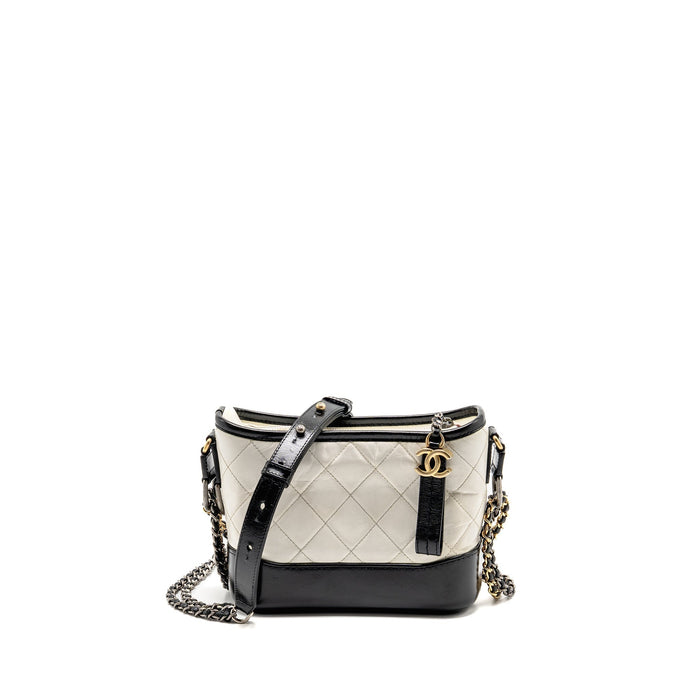 CHANEL SMALL GABRIELLE HOBO BAG AGED CALFSKIN WHITE/BLACK MULTICOLOUR HARDWARE