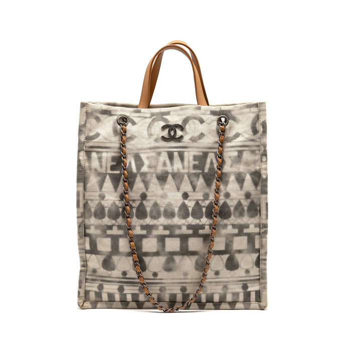 CHANEL ILIAD SHOPPING TOTE BAG PRINTED CANVAS/LEATHER MULTICOLOURED SHW