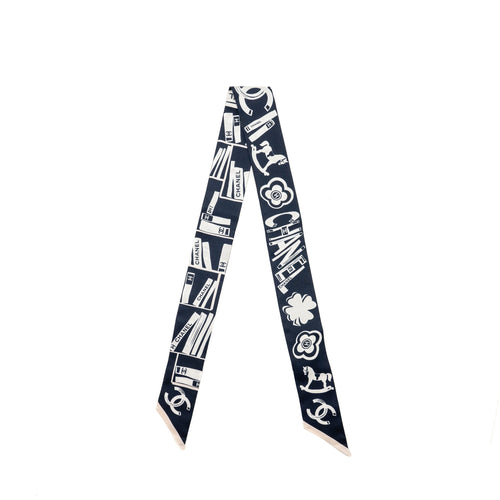 CHANEL CC LOGO/LETTER PRINTED TWILLY SILK NAVY/WHITE