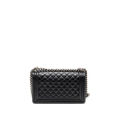 CHANEL MEDIUM BOY BAG CALFSKIN BLACK RUTHENIUM SHW