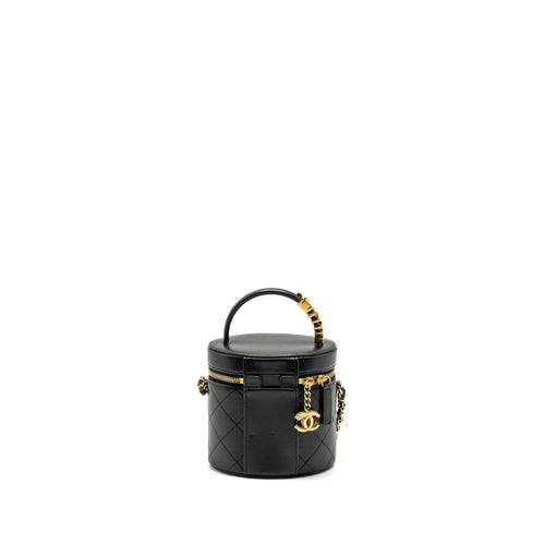 CHANEL PEARL LETTER LOGO DETAILED VANITY CASE CALFSKIN BLACK GHW