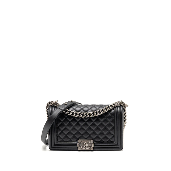 CHANEL MEDIUM BOY BAG CALFSKIN BLACK RUTHENIUM SHW