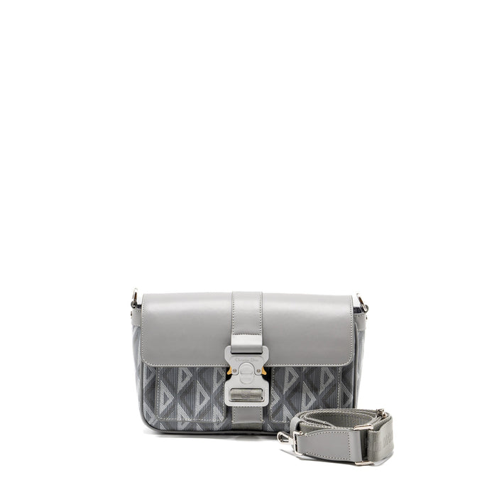 DIOR HIT THE ROAD BAG WITH STRAP DIOR CD DIAMOND CANVAS GREY MULTICOLOUR HARDWARE