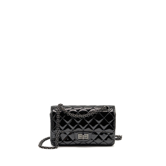 CHANEL MINI 2.55 REISSUE PATENT SO BLACK