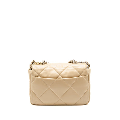 CHANEL LARGE 19 BAG LAMBSKIN LIGHT BEIGE MULTICOLOUR HARDWARE (MICROCHIP)