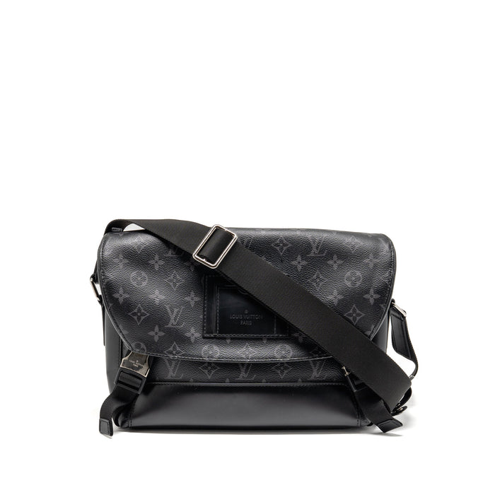 LOUIS VUITTON MESSENGER VOYAGER PM MONOGRAM CANVAS BLACK SHW
