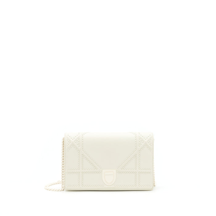 DIOR DIORAMA WALLET ON CHAIN WHITE WITH WHITE HARDWARE