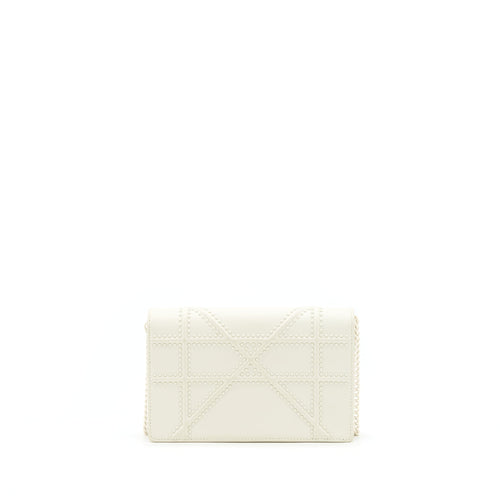 DIOR DIORAMA WALLET ON CHAIN WHITE WITH WHITE HARDWARE