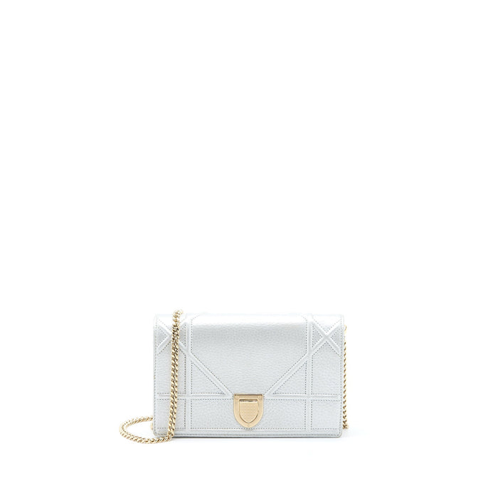 DIOR DIORAMA WALLET ON CHAIN CALFSKIN SILVER LGHW