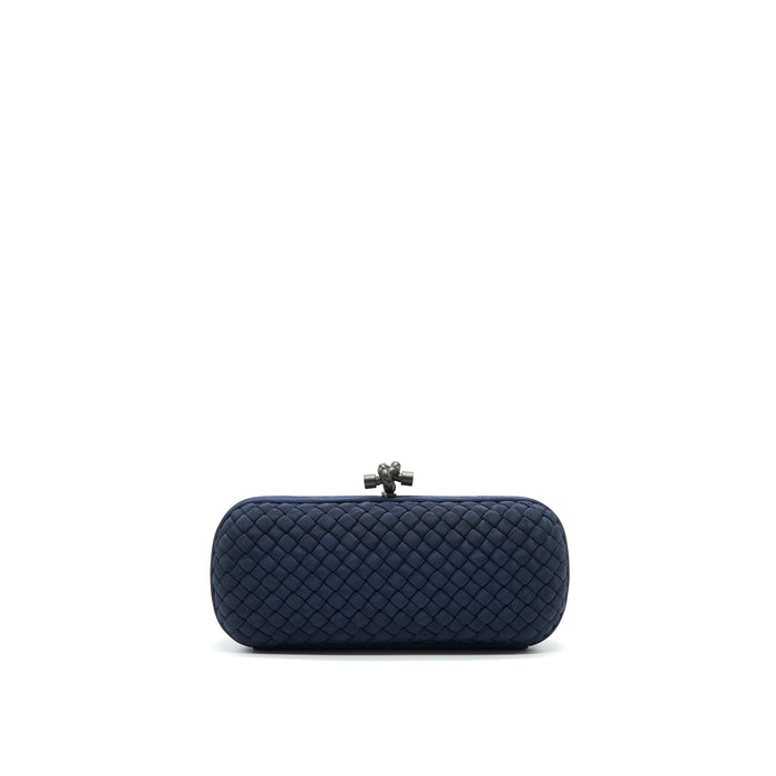 BOTTEGA VENETA KNOT CLUTCH IN NAVY WITH RUTHENIUM HARDWARE