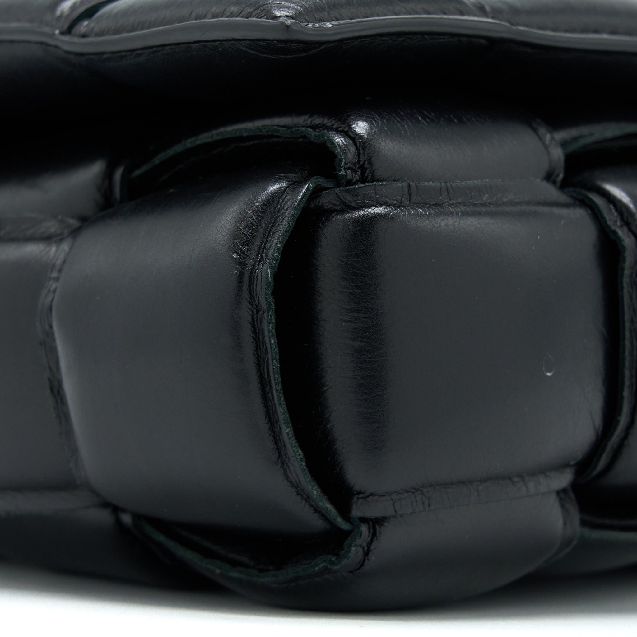 BOTTEGA VENETA PADDED CASSETTE BLACK GHW